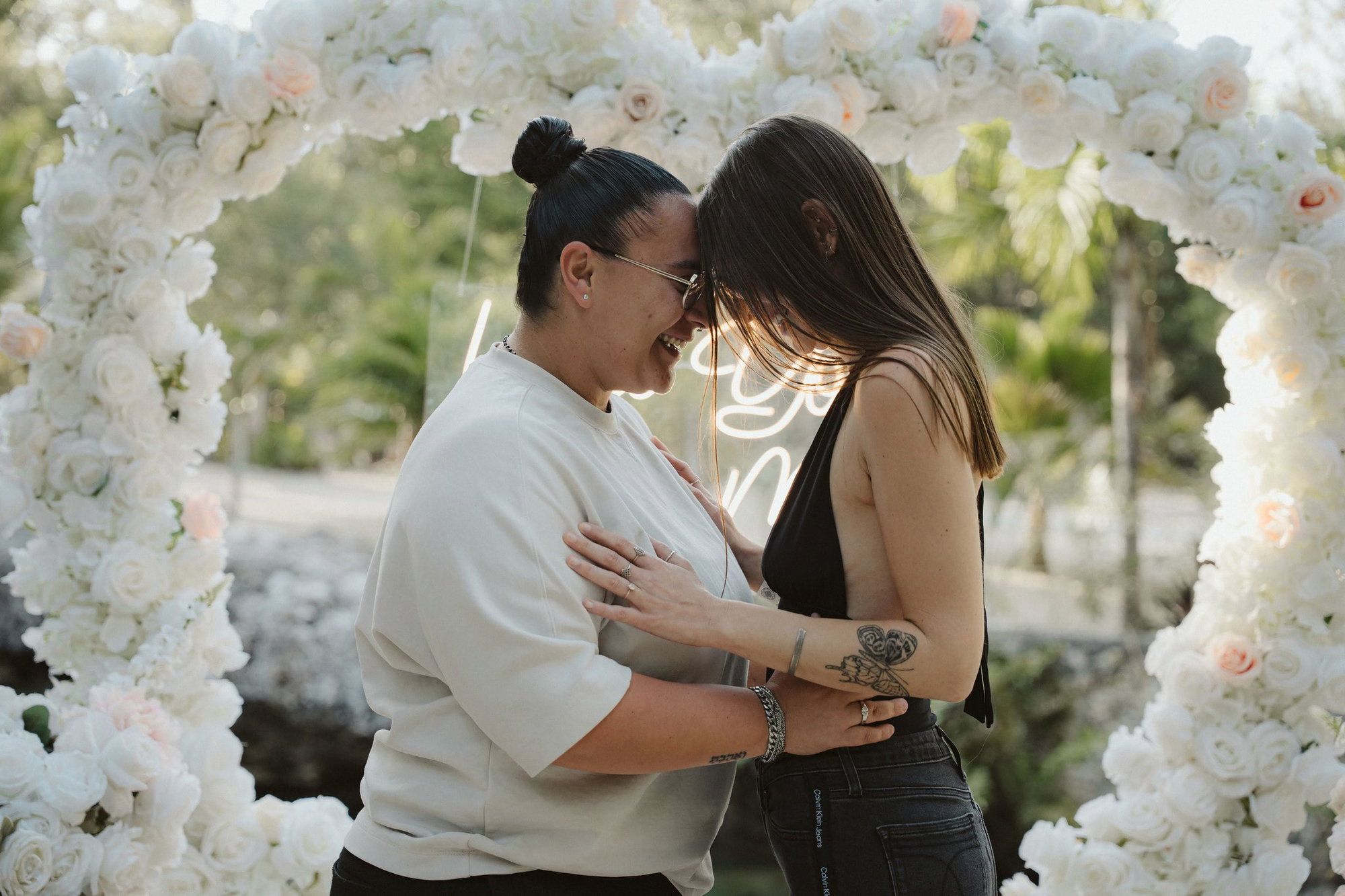 3/10 — Pride Month Spotlight 🏳️‍🌈
Two women. One “yes.” In an open cenote in Tulum—daylight, wild blues, and pure calm. ✨
A proposal designed with intention, guided with care, and lived in full presence.